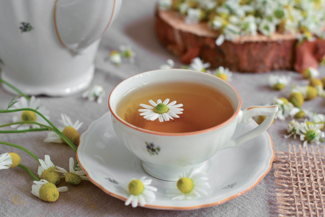 Top 10 Caffeine-Free Green Tea Alternatives for Natural Wellness